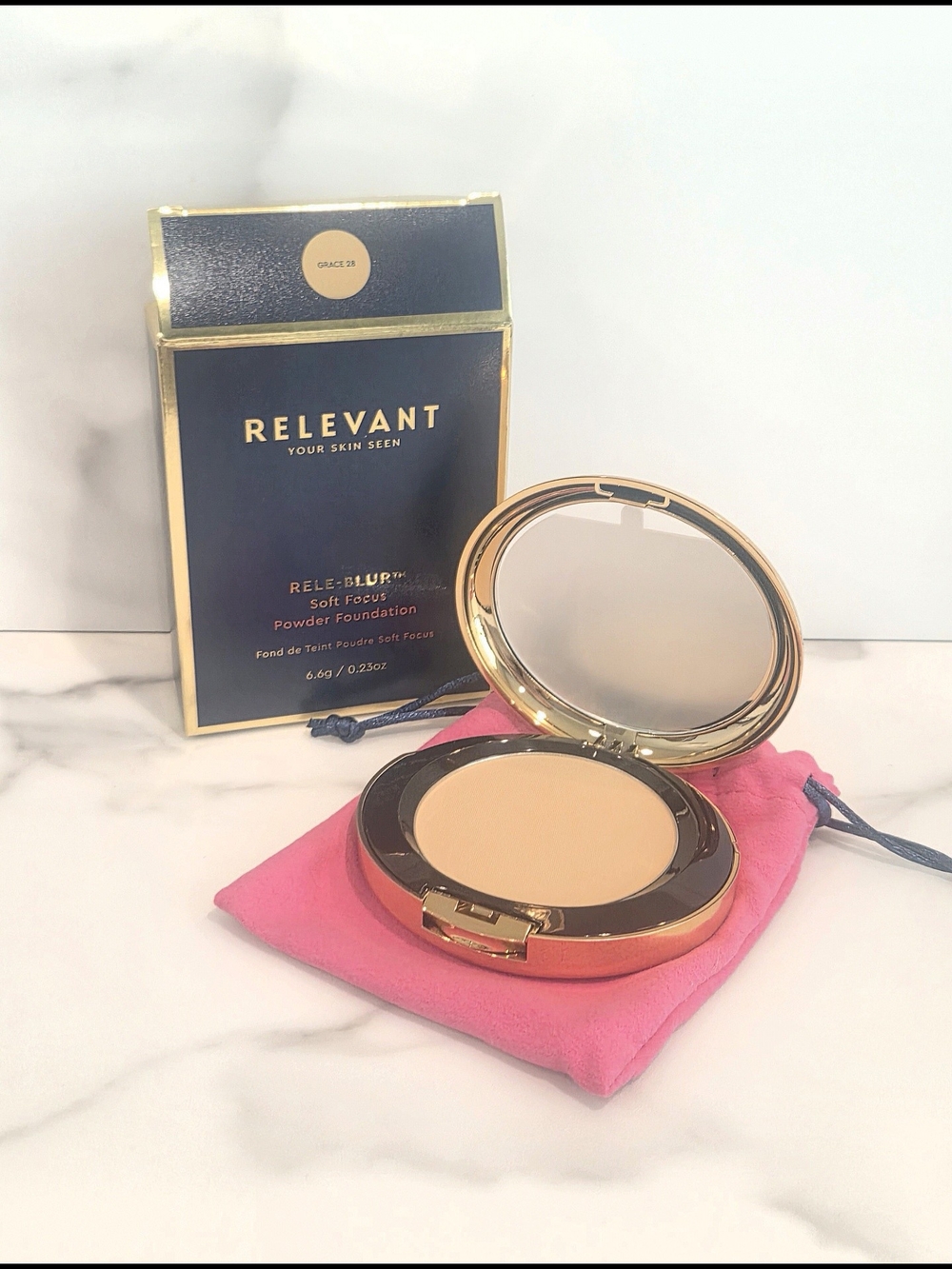 THIRTEEN LUNE Relevant Rele-Blur Soft Focus Powder Foundation In 28 Grace - NIB
